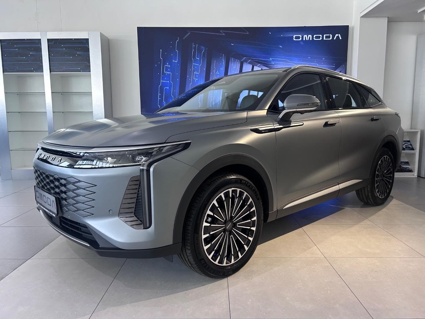 OMODA C9 2.0TGDI 400T Explore AWD
