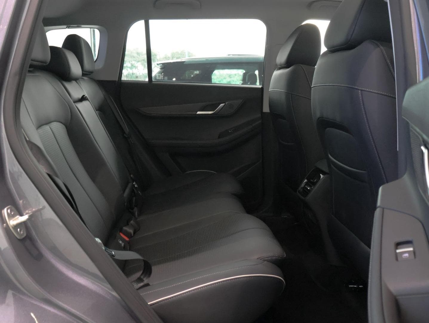 JAECOO J5 1.5T Inferno