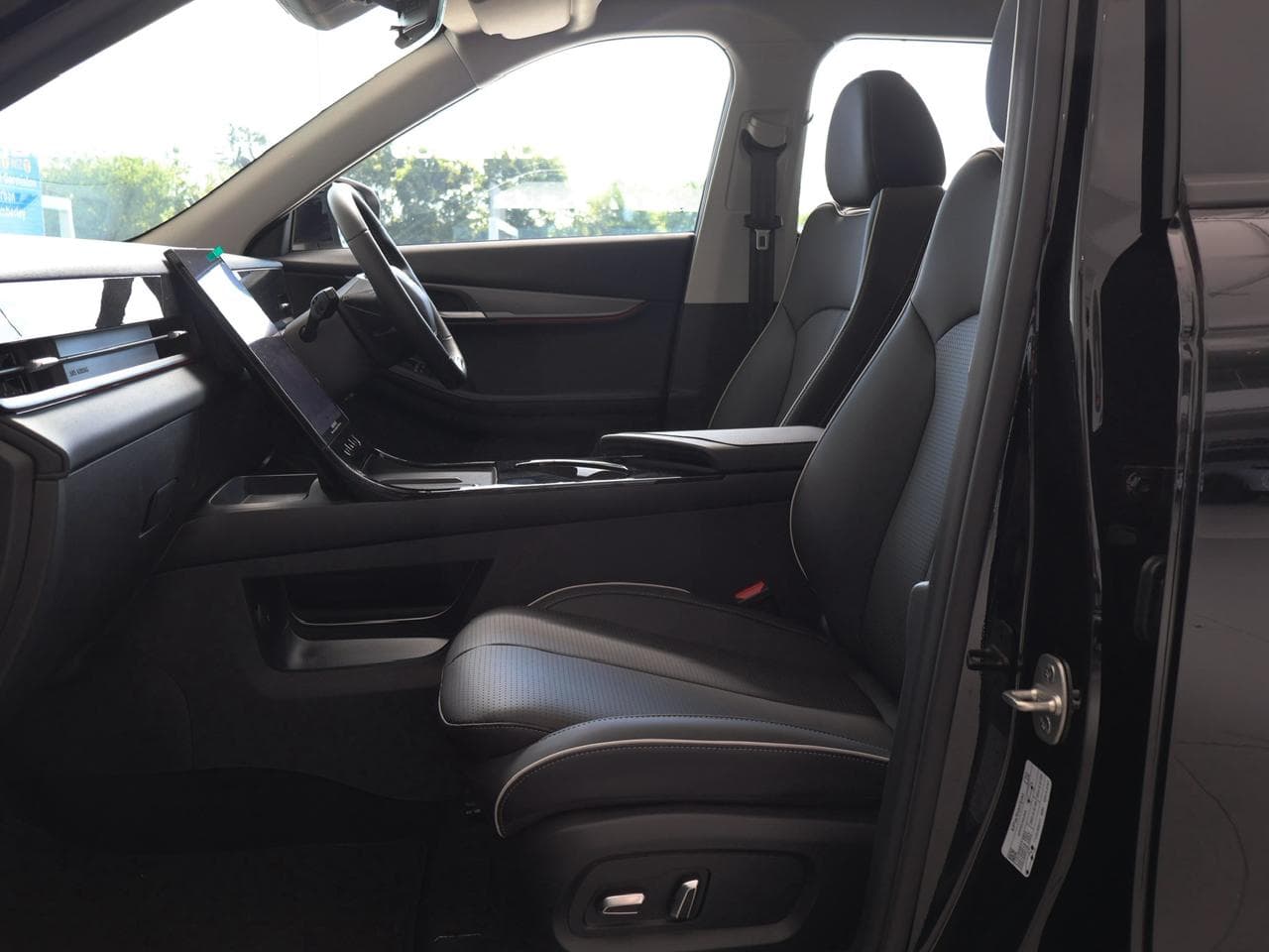 Jaecoo J5 1.5T Inferno